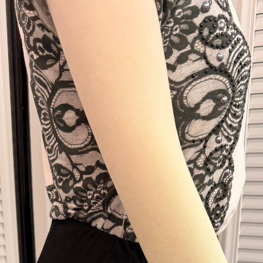 Vintage Cache B & W Sz M Top w/ Stones - Picture 4 of 12